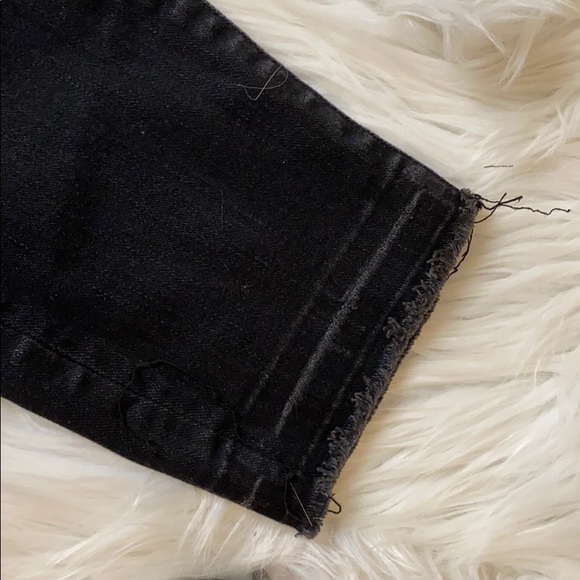 AEO Black Jegging Crop Jeans with Holes, Size 6 - Picture 6 of 7